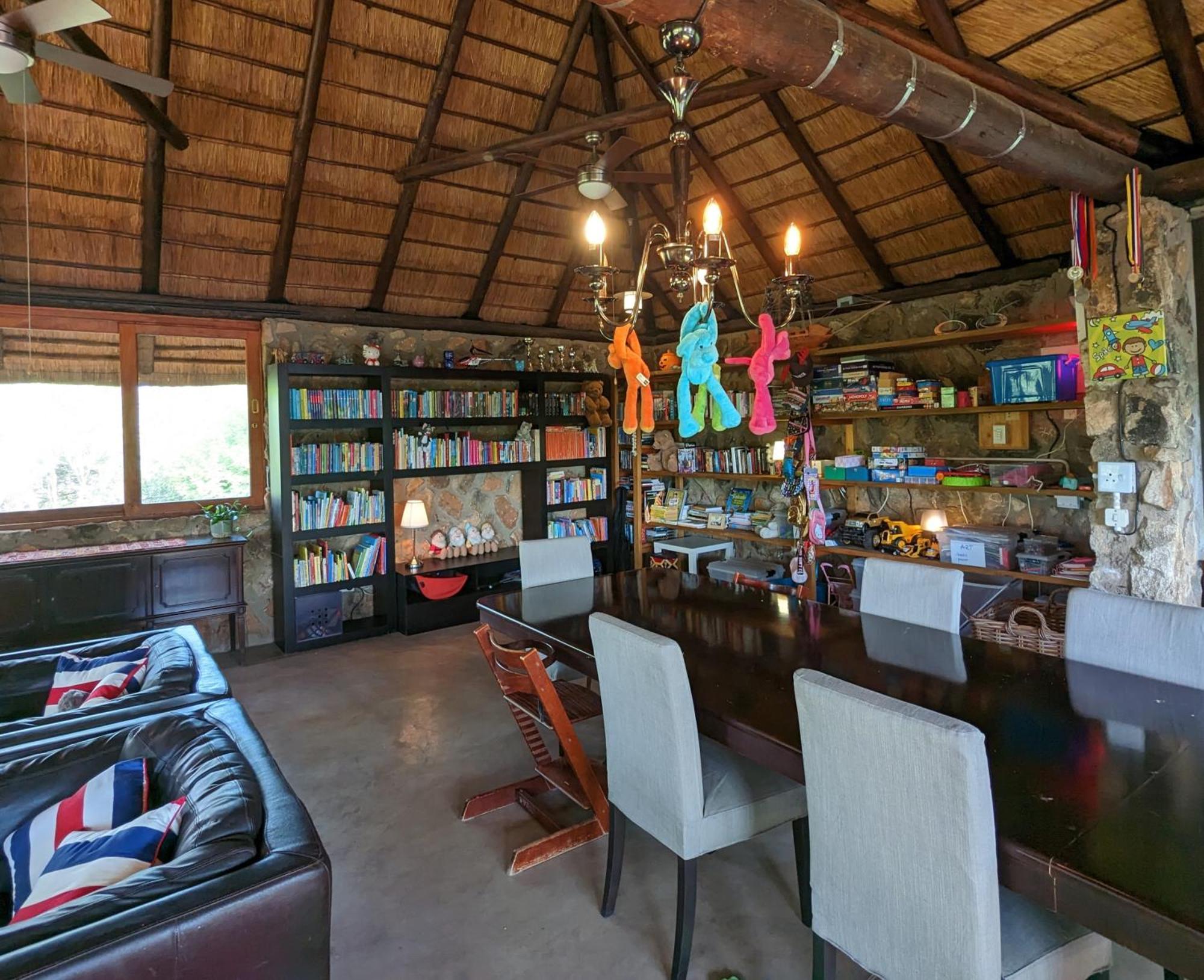 Hasekamp Family Bush Lodge Hoedspruit Ngoại thất bức ảnh