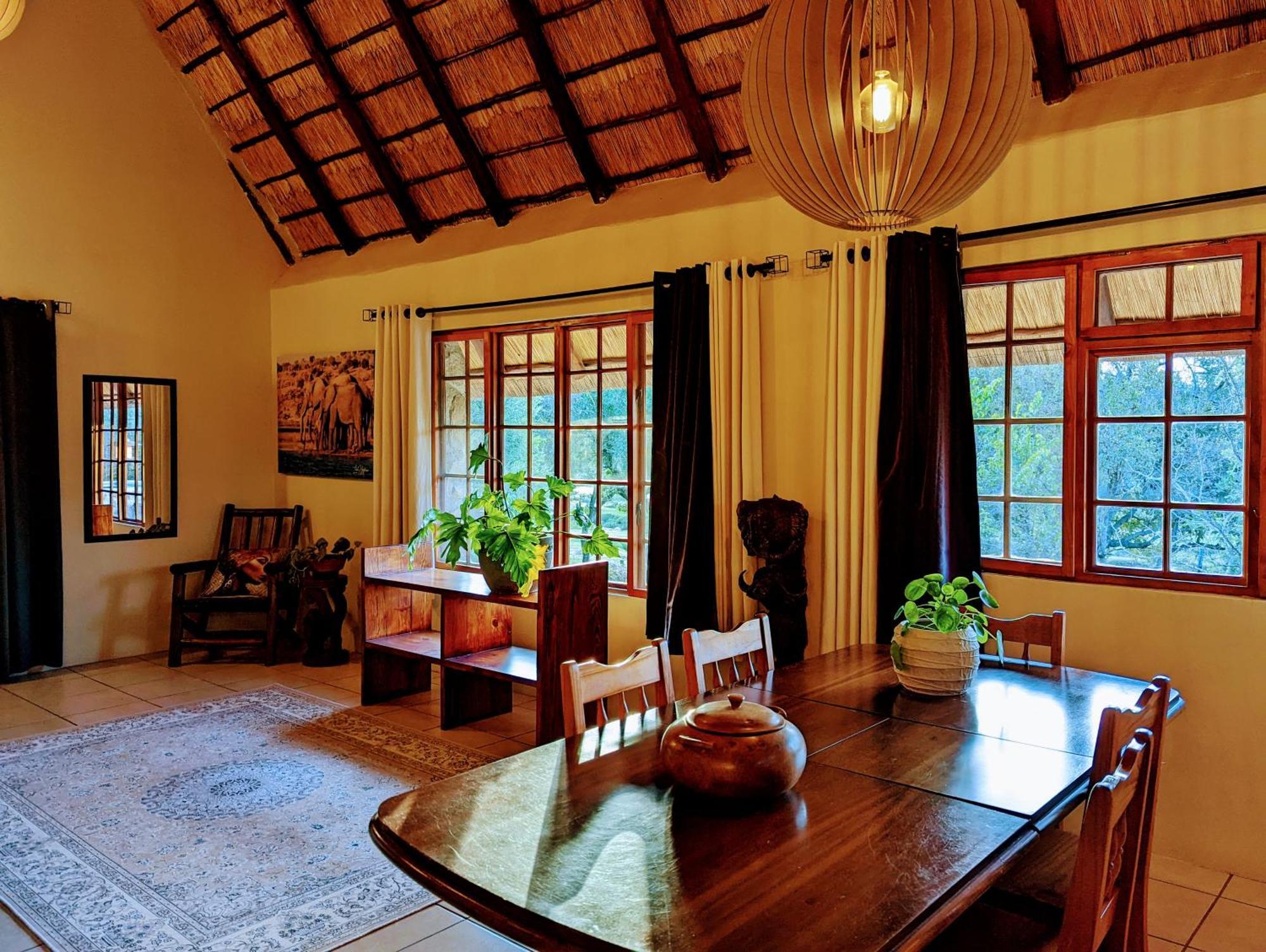 Hasekamp Family Bush Lodge Hoedspruit Ngoại thất bức ảnh